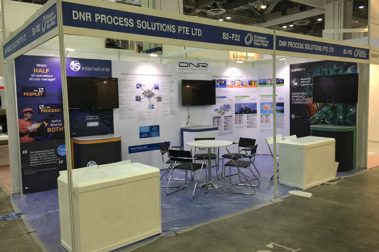 What to Look for in Display Rental Services in Singapore?