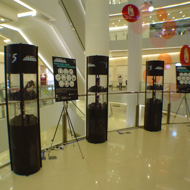 Collapsible Showcase