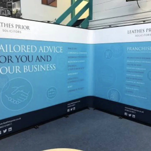 LINK2 pull up portable display stand for exhibitions